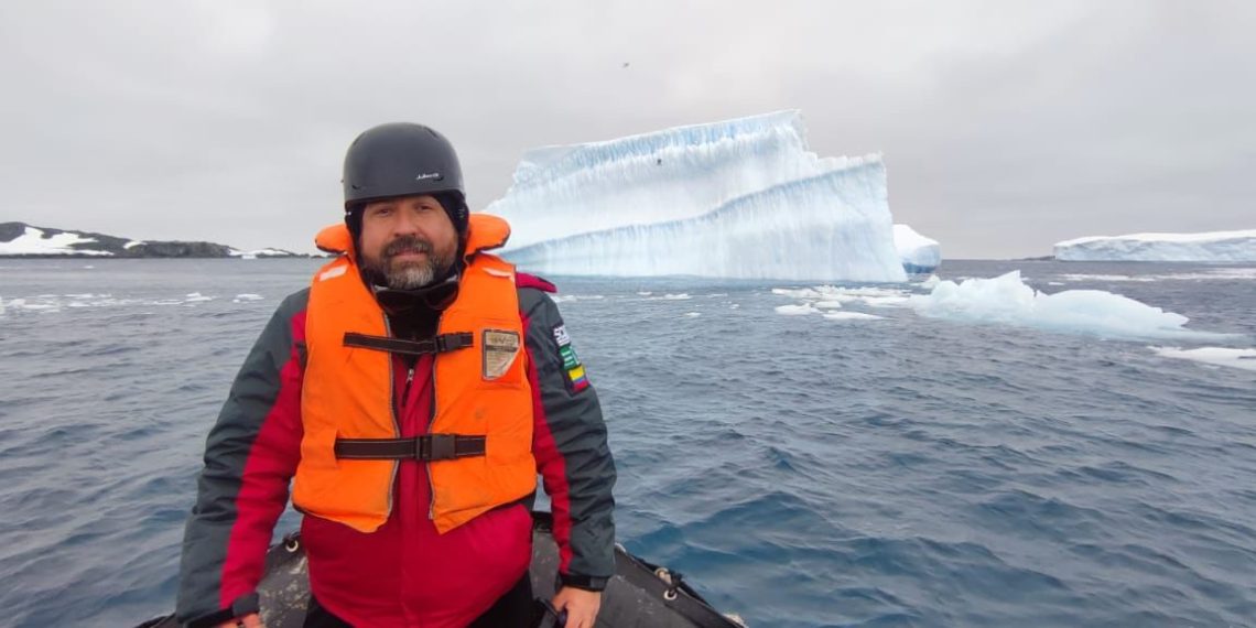 Docente UIS participa en expedición a la Antártica