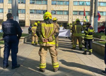 Bomberos advierten de posible masacre laboral