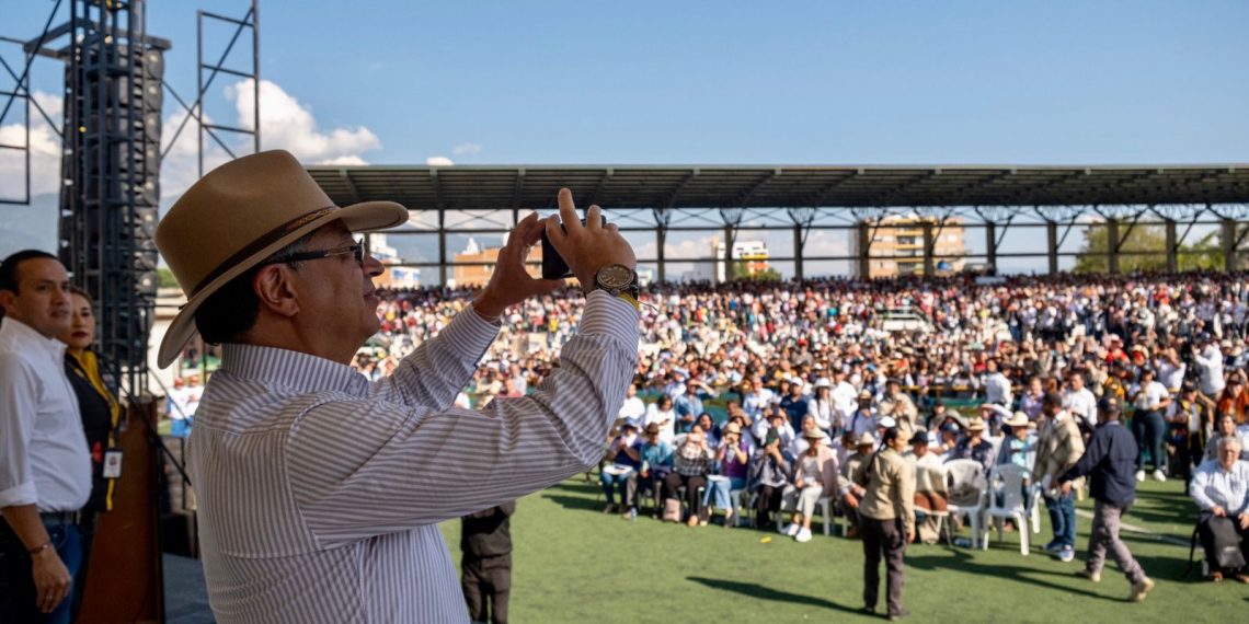 Petro a los campesinos: «Este gobierno no va a permitir ningún desalojo de los páramos”