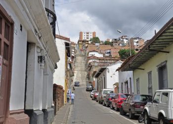 Fisuras en edificios de San Gil por temblor de esta mañana
