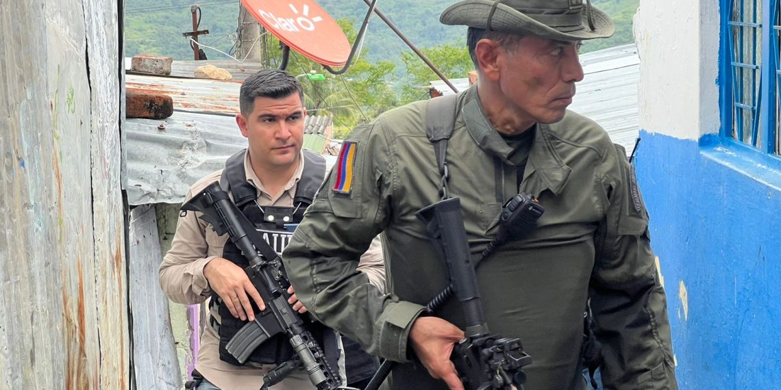 El Comandante de la Policía Metropolitana lideró personalmente los operativos contra la delincuencia