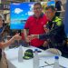 Policía entrega celulares recuperados a sus propietarios