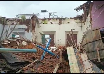 Se desplomó el costado norte del Coliseo Peralta