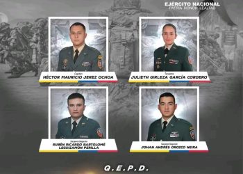 Ejército rinde honor a los tripulantes del helicóptero que murieron en Chocó