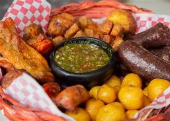 Empieza en Bucaramanga el festival de la fritanga