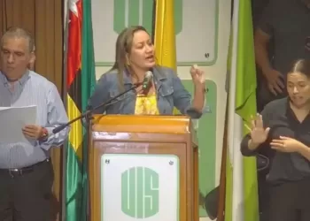 La reforma dignifica la salud en Colombia: Ministra Corcho
