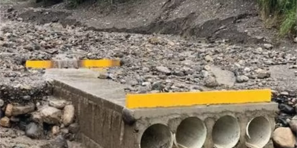 Las lluvias se ensañan con Santander