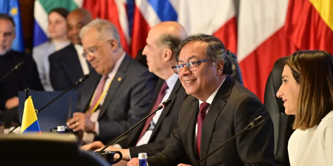 La defensa de las reformas debe ser pacífica: Presidente Petro
