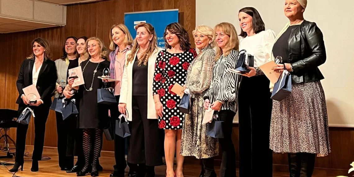 Aprueban mayor participación femenina en cargos de poder