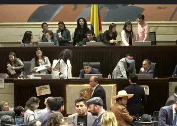 Cristian Avendaño anuncia demanda contra el Código Electoral