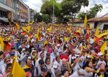 Bucaramanga vivió multitudinaria marcha contra el gobierno de Gustavo Petro