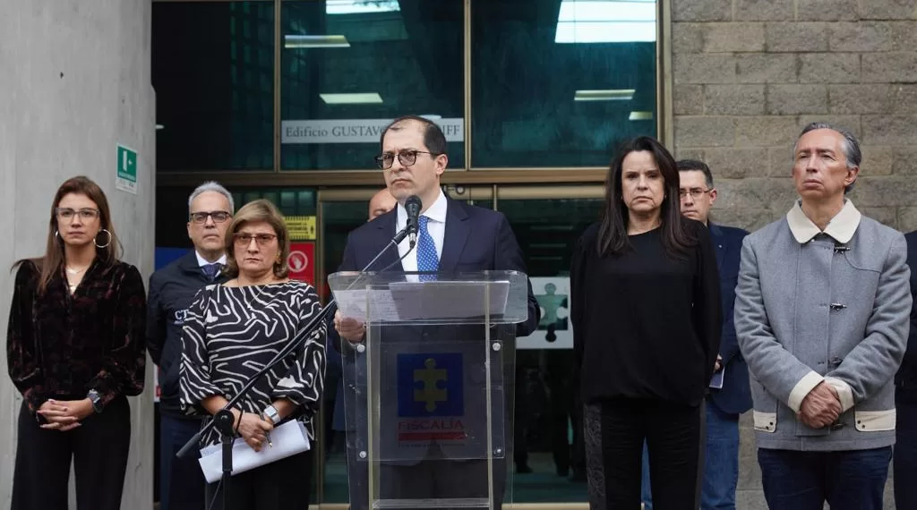 Fiscal Barbosa dijo que hubo «chuzadas» a dos extrabajadoras de Laura Sarabia
