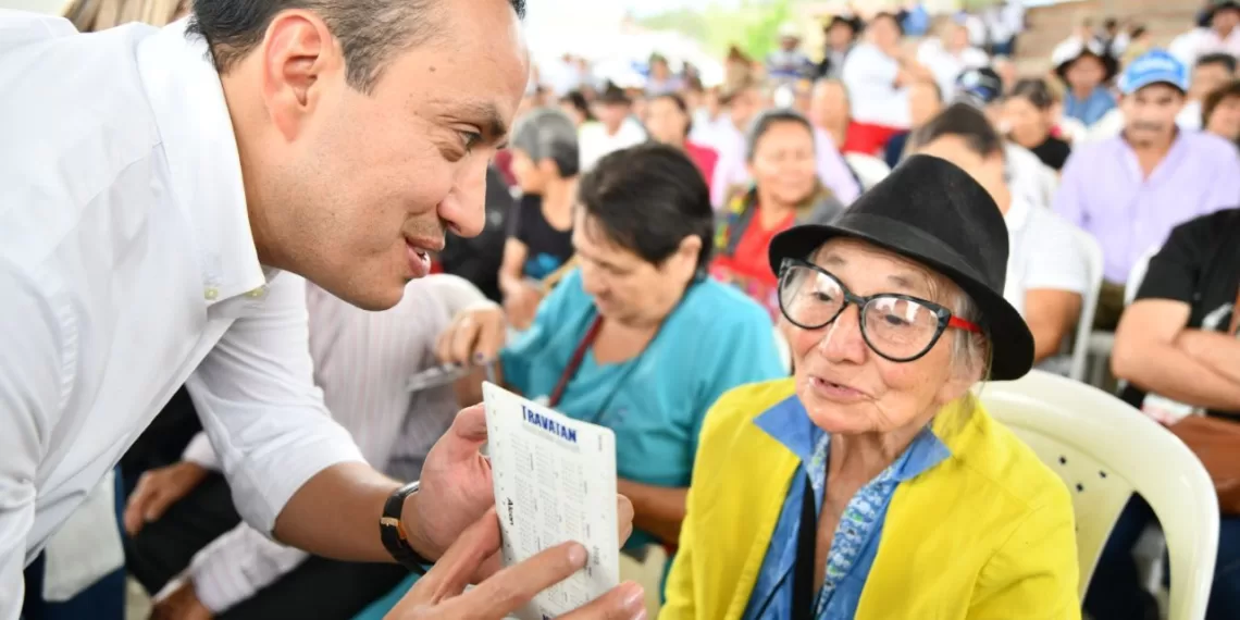 Estados Unidos brinda salud visual a población migrante y víctimas del conflicto armado
