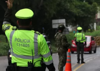 Seis mil policías de tránsito se encargarán de la seguridad vial en el puente festivo