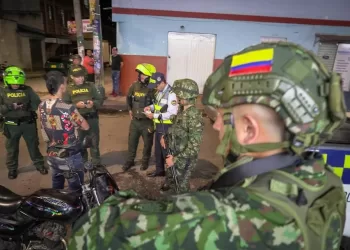 Operativos de control nocturnos realizan autoridades en Floridablanca