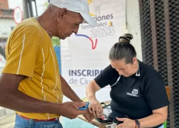Amplían horario de inscripción para votar en las elecciones de octubre