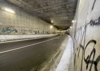 Deprimido del Mesón de los Búcaros quedó sin paso peatonal