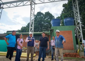 Avanza la revolución educativa en Floridablanca: alcalde inspecciona obras de infraestructura en colegios oficiales