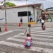 En Bucaramanga la autoridad de tránsito restringe presencia de menores como “patos” en las motos