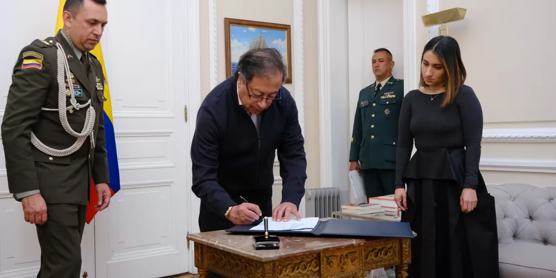 Laura Sarabia se posesionó como directora del Departamento de Prosperidad Social