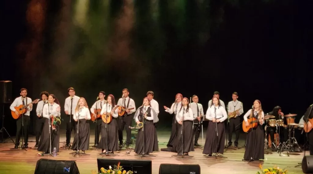 Este viernes disfrute el concierto de la Tuna UIS en el Auditorio Luis A. Calvo