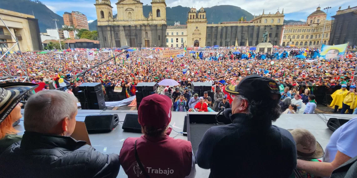 Acuerdo nacional sobre la verdad, la educación y la tierra propuso el presidente Petro