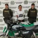 La policía capturó a un delincuente cuando pretendía huir con una moto robada