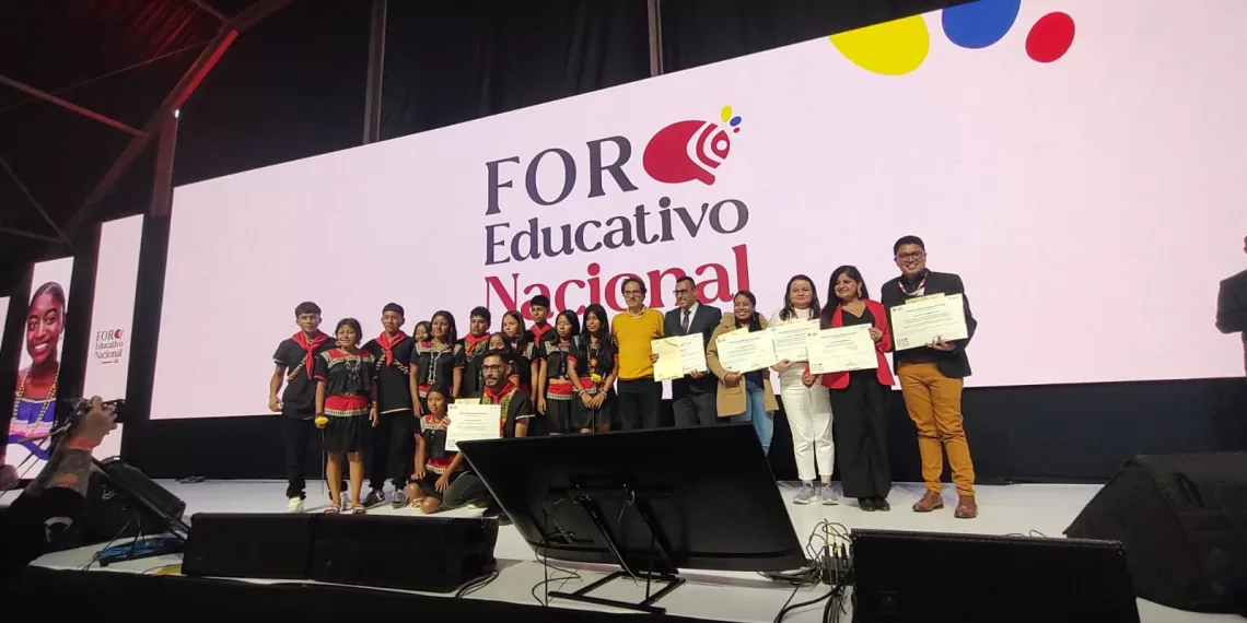 El Colegio Dámaso Zapata de Bucaramanga recibió un reconocimiento nacional