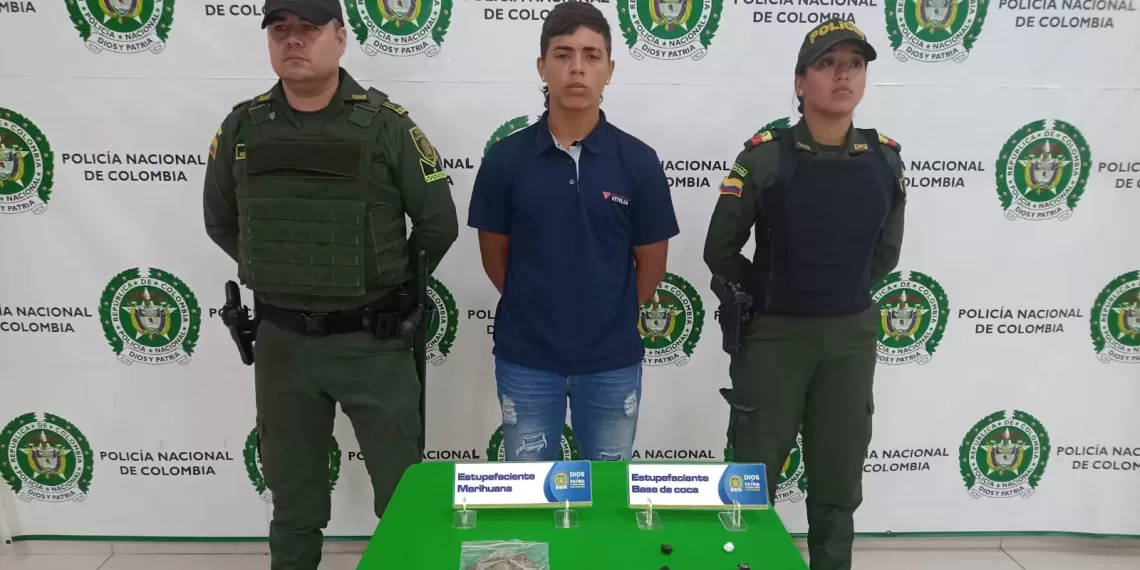 Joven de nacionalidad venezolana fue capturado cuando pretendía ingresar estupefacientes a Estación de Policía Centro
