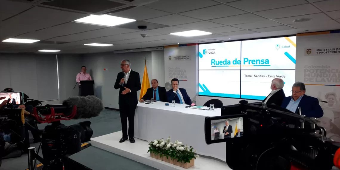 Investigar a fondo las finanzas de la EPS Sanitas propone el Ministro de Salud
