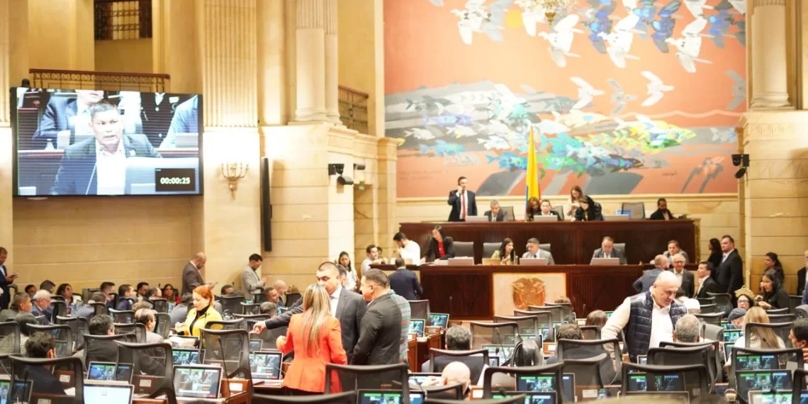 Avanza la reforma a la salud, Cámara aprobó 93 de los 143 artículos
