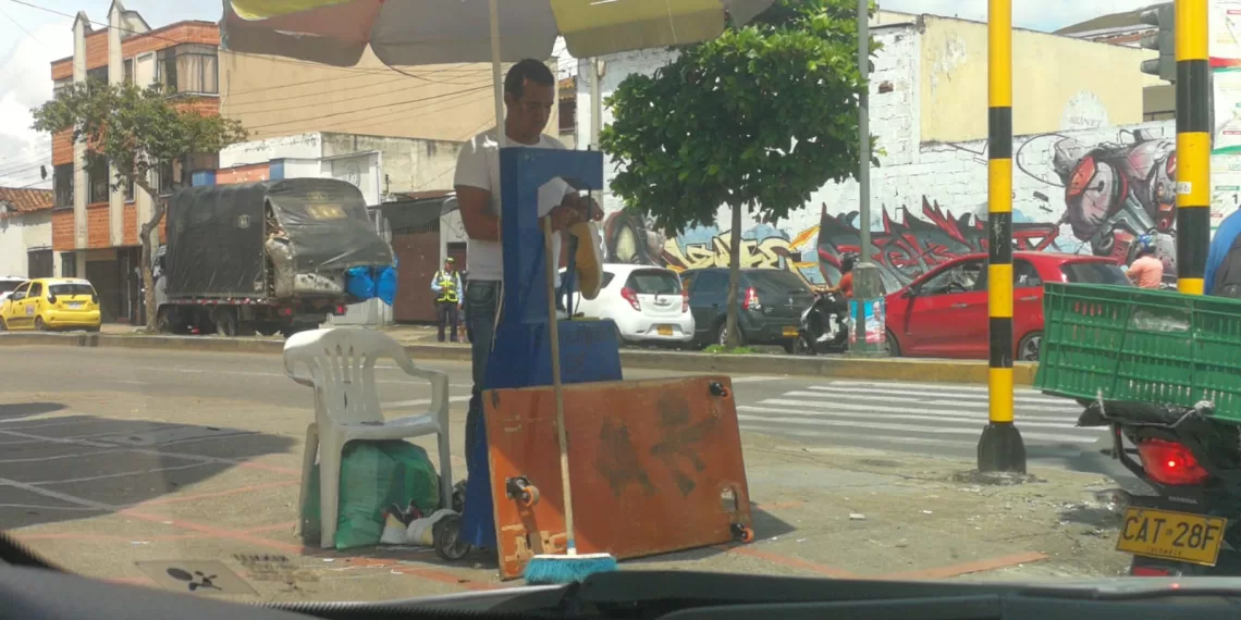 Desempleo cayó 1,4 puntos porcentuales en Colombia