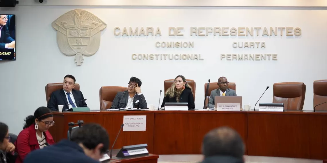 Diversas críticas a la Paz Total que lidera el Gobierno Nacional