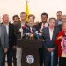 Aumentar el salario mínimo en un 18%, proponen las centrales obreras