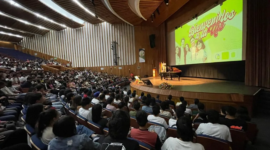 1600 nuevos estudiantes iniciaron clases en la UIS