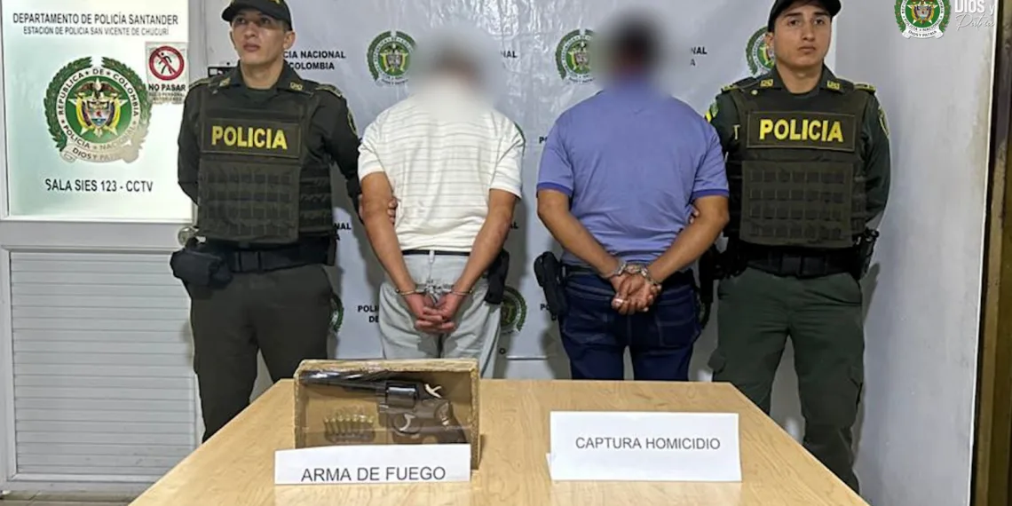 En San Vicente de Chucurí policía capturó a dos hombres momentos después de haber cometido un homicidio