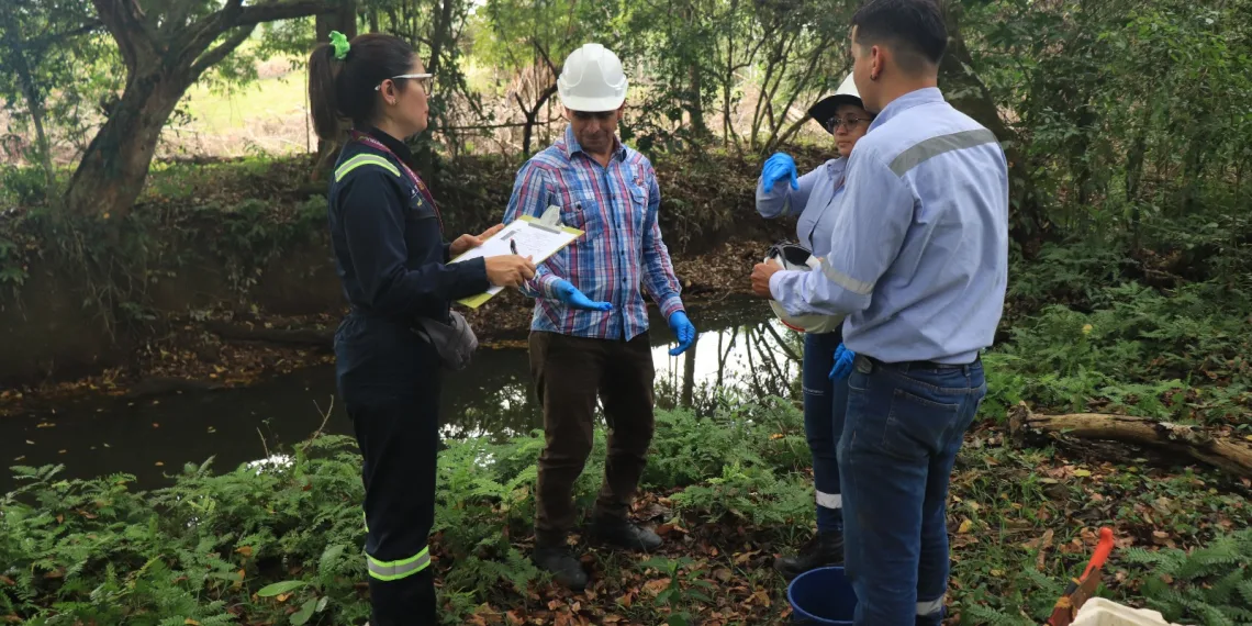 Ecopetrol implementó ‘monitoreos participativos’ en fuentes hídricas del Magdalena Medio    
