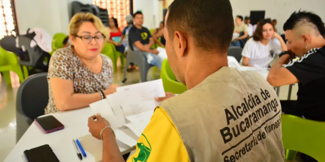 Bucaramanga tiene cerca de 300 mil personas sisbenizadas