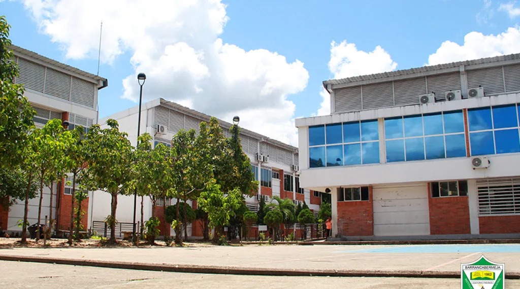 Alcaldía de Barrancabermeja, incrementará en un 50% recursos del Fondo de Infraestructura educativa, para mejora de infraestructura de IE