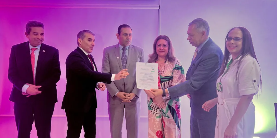 Hospital Universitario de Santander Obtuvo acreditación Internacional en salud otorgada por el ministerio de la Protección social