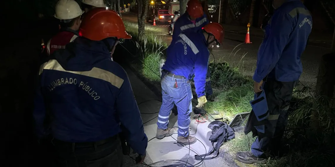 Ladrones amenazan funcionamiento de alumbrado público en Bucaramanga