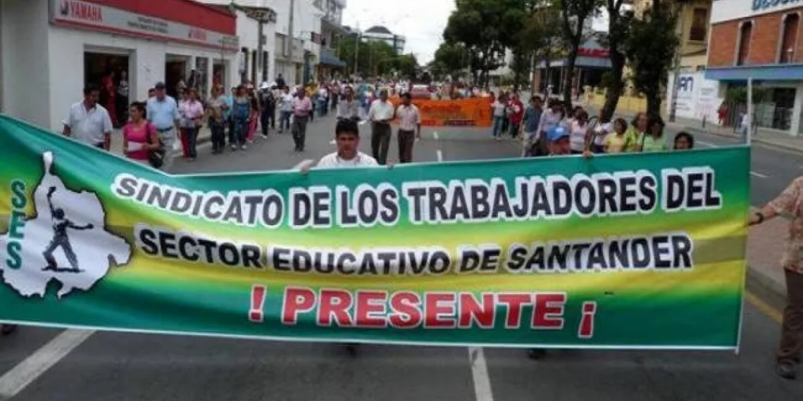 Anormalidad académica en colegios públicos de Bucaramanga, por participación de maestros en marcha a favor del presidente Petro