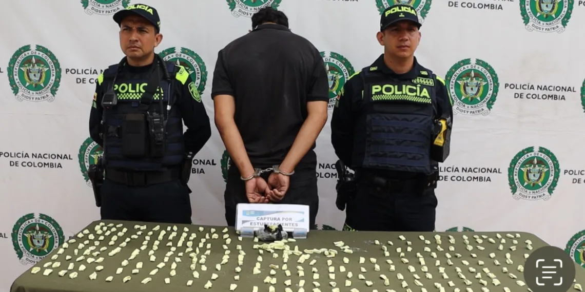 En la cumbre de Floridablanca Policía capturó a un hombre con 500 dosis de estupefacientes