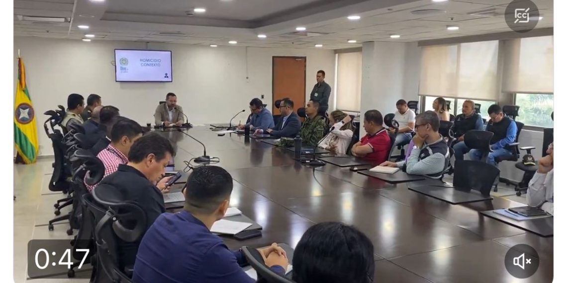Bucaramanga, refuerza medidas de seguridad contra la criminalidad con aumento de pie de fuerza de policía de civil en las calles