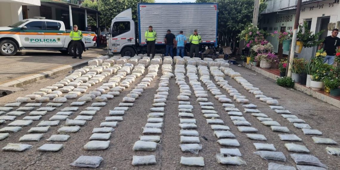 En el Magdalena Medio fue incautado gigantesco cargamento de marihuana que pretendía llegar a Barrancabermeja