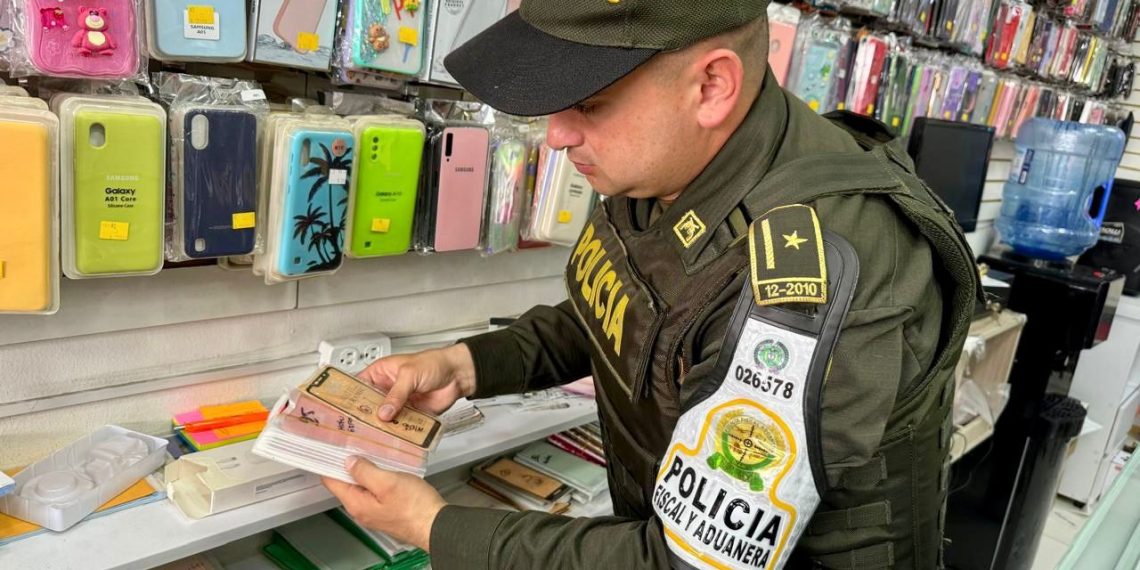 Contundente golpe al contrabando en Santander policía incautó mercancías avaluadas en $73.000.000 de pesos