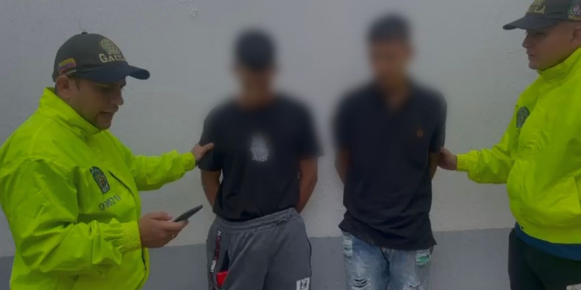 En Sabana de Torres, capturados 2 hombres que extorsionaban a tenderos