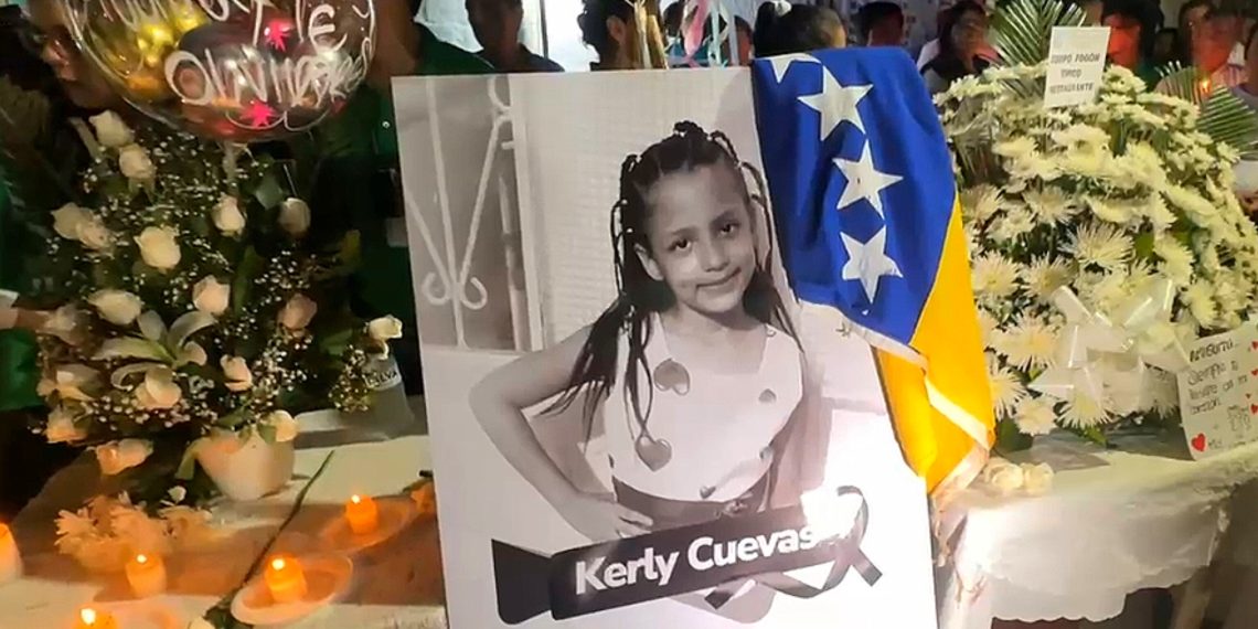 En Girón será sepultada hoy a las 4:00 de la tarde Kerly Cuevas, la niña de 8 años raptada y posteriormente asesinada