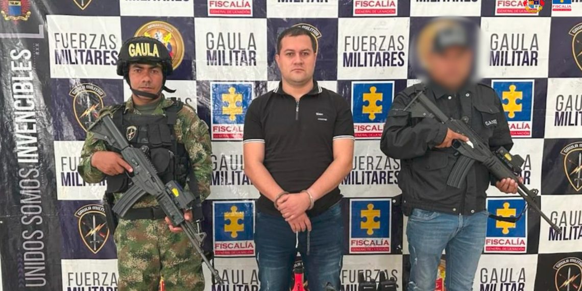 Envían a la cárcel a integrantes del “Clan del Golfo” señalados de participar en crímenes de líderes sociales en Santander y Antioquia