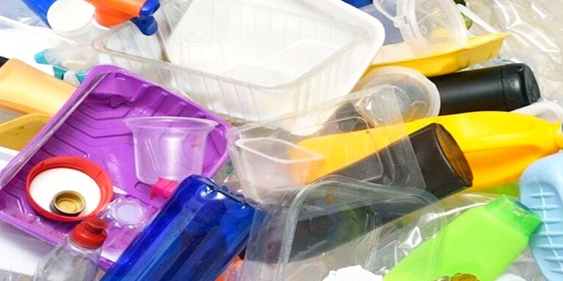 ¡Desde 7 de julio Colombia les dirá adiós a los plásticos de un solo uso!